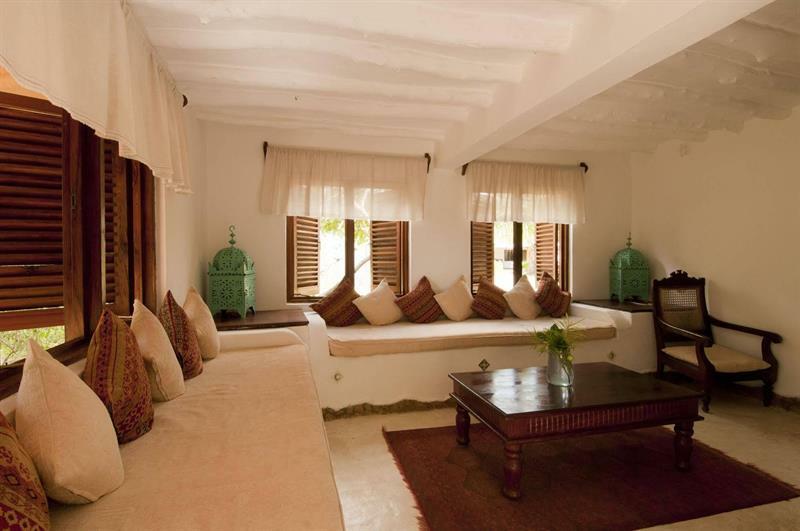 Kinasi Lodge Utende Bagian luar foto